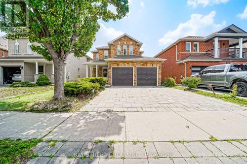 72 Purcell Cres, Maple, ON, L6A3C6 | Card Image