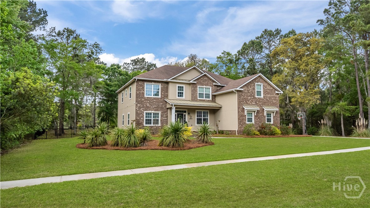 Residential in Richmond Hill 3