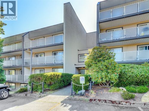 301-3252 Glasgow Avenue, Saanich, BC, V8X1M2 | Card Image