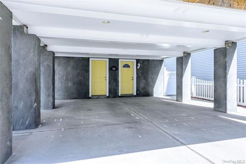 98 Nebraska St, Long Beach, NY, 11561-1611 | Card Image