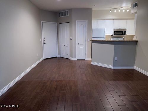 unit-172-1701 E Colter Street, Phoenix, AZ, 85016 | Card Image