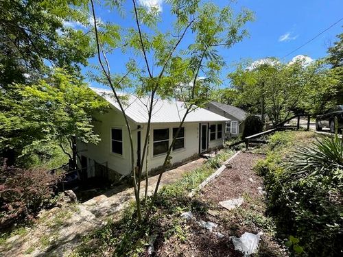 530 Taneycomo Hill Dr, Hollister, MO, 65672-5206 | Card Image