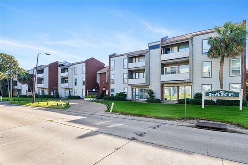 115-1161 Lake Avenue, Metairie, LA, 70002 | Card Image
