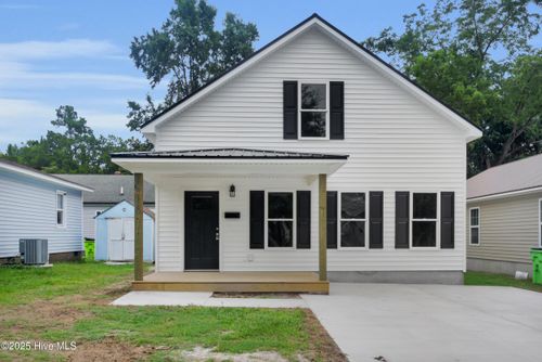 1818 Greensboro St, New Bern, NC, 28560-3014 | Card Image