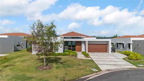 10 Los Lagos, Humacao, PR, 00791 | Card Image