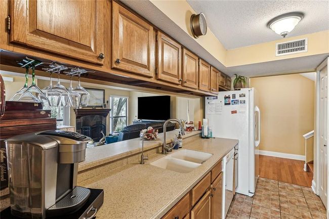 Kitchen | Image 5
