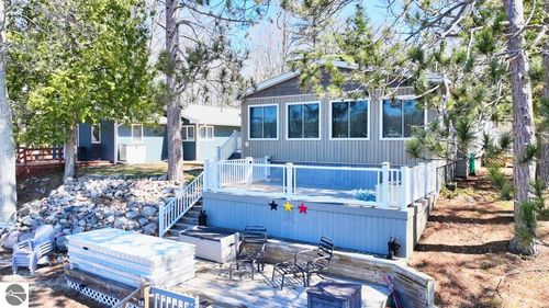 11190 South Shore Drive, Lake, MI, 48632 | Card Image