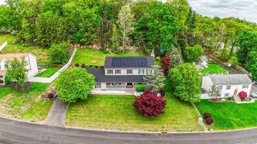 29 John F Kennedy Dr, Stony Point, NY, 10980-3204 | Card Image