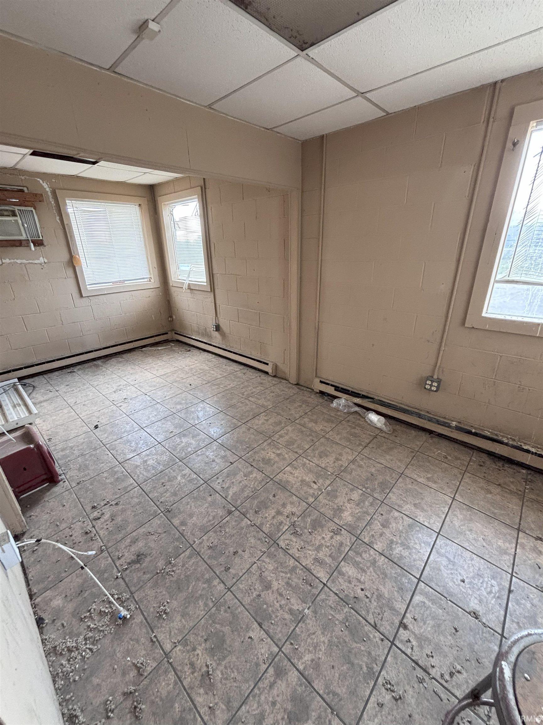 Commercial Lease in Elkhart 5