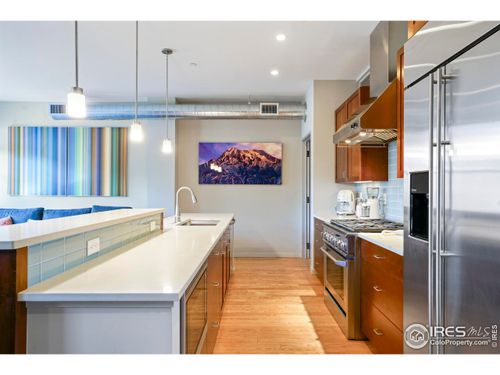 209-1505 Pearl St, Boulder, CO, 80302 | Card Image