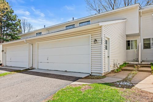 0-7211 Perry Ct E, Brooklyn Center, MN, 55429-1202 | Card Image