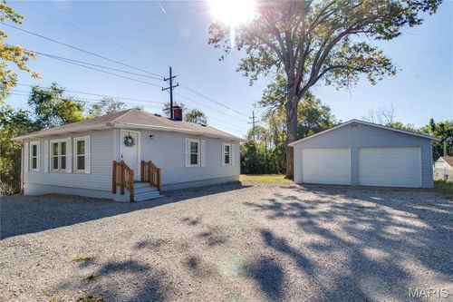 500 Stowell Ave, Alton, IL, 62002-2034 | Card Image