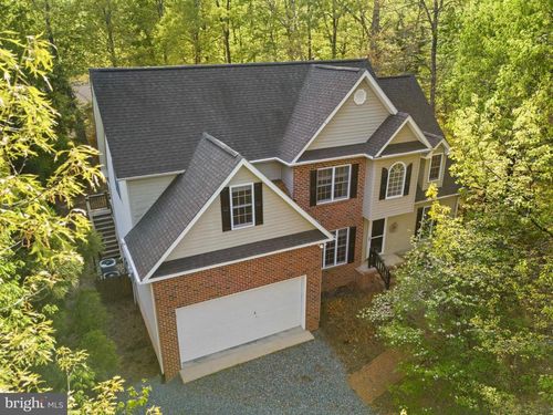 4 Highland Rd, PALMYRA, VA, 22963-2733 | Card Image