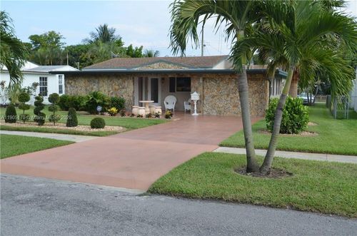 2628-2628 Wilson St, Hollywood, FL, 33020-1953 | Card Image