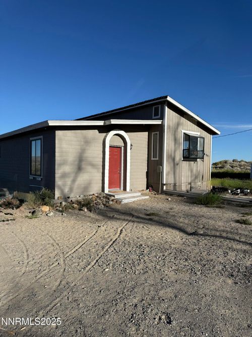 6722 Powerline Rd, Fallon, NV, 89406-9211 | Card Image