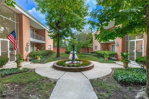 apt-3-933 Far Hills Ave, Oakwood, OH, 45419-3420 | Card Image