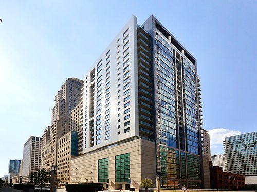 1605-160 Illinois St, Chicago, IL, 60611-5397 | Card Image
