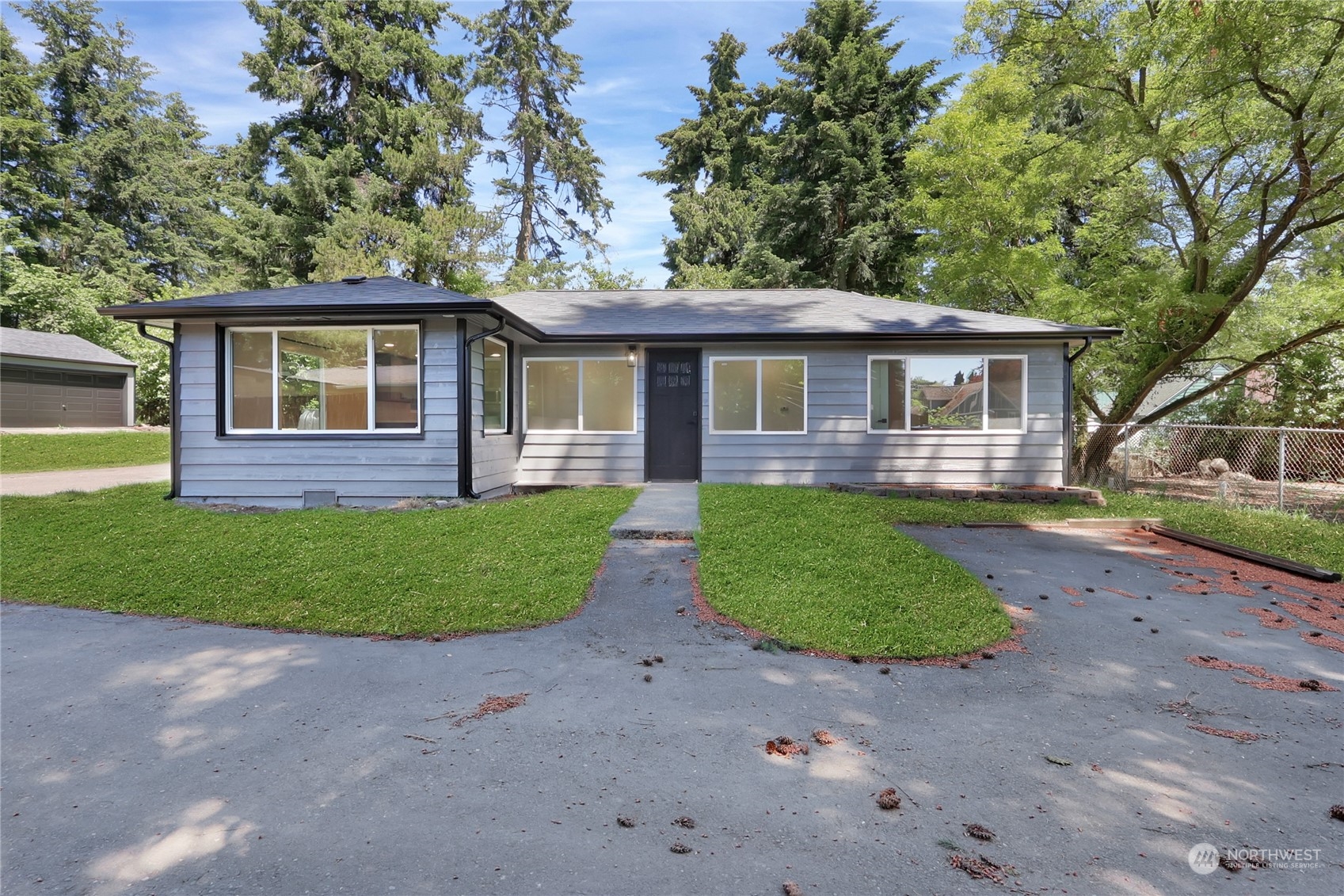 8th Ave, Seattle, WA 98168