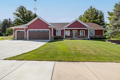 3219 Drumlin Drive, House other with 3 bedrooms, 3 bathrooms and null parking in HARTFORD WI | Image 1