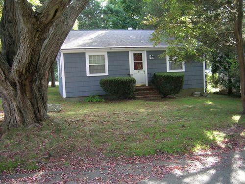 47 Brunswick St, Marshfield, MA, 02050-2908 | Card Image