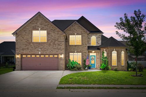525 Bowden Dr, Clarksville, TN, 37043-1629 | Card Image