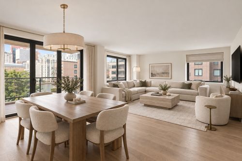 802-531 Main St, New York, NY, 10044-0158 | Card Image
