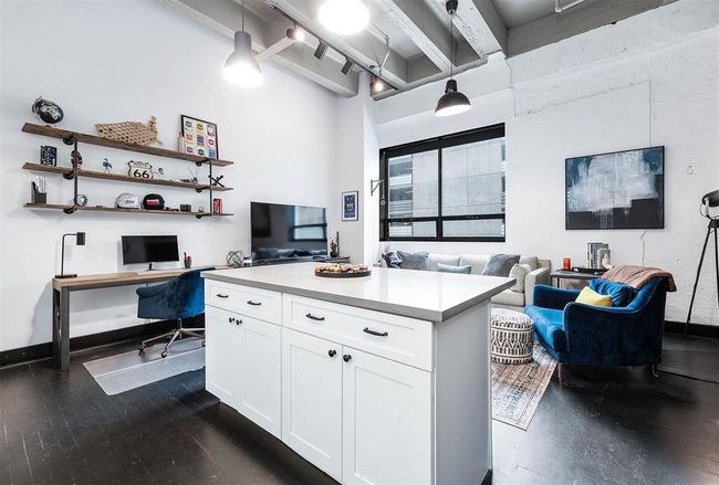 UNIT-321 - 705 Main St, Condo with 1 bedrooms, 1 bathrooms and 1 parking in Houston TX | Image 6