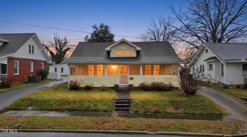 1017 Catawba St, Kingsport, TN, 37660-4501 | Card Image