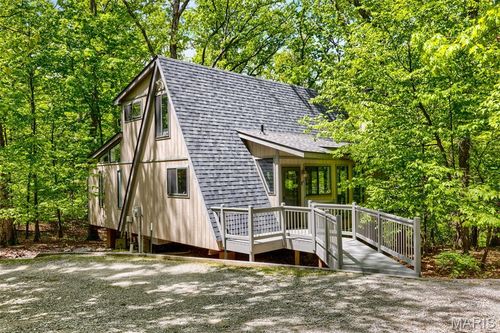 1716 Sonnenblick Dr, Innsbrook, MO, 63390 | Card Image