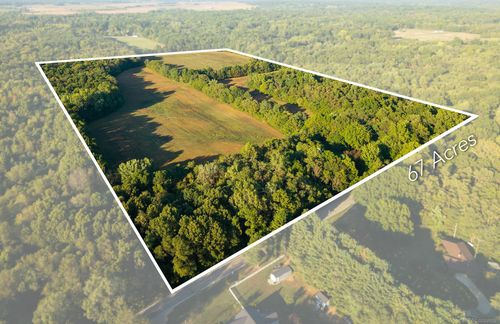 32898 Bertrand St, Niles, MI, 49120-7657 | Card Image