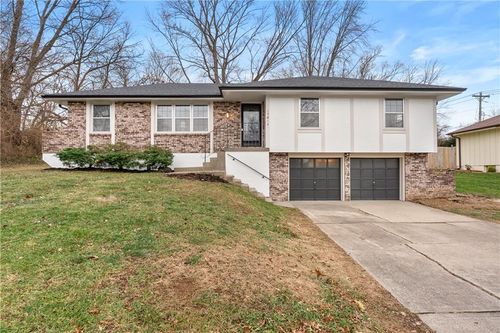 17813 E 26th St S, Independence, MO, 64057-1349 | Card Image