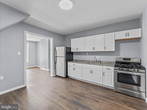 723 W Schiller St, PHILADELPHIA, PA, 19140-5524 | Card Image