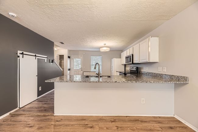 5853 Monroe Xing, Townhouse with 2 bedrooms, 3 bathrooms and 2 parking in Antioch TN | Image 9