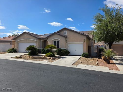 10134 Clark Wooldridge Ct, Las Vegas, NV, 89129-5016 | Card Image