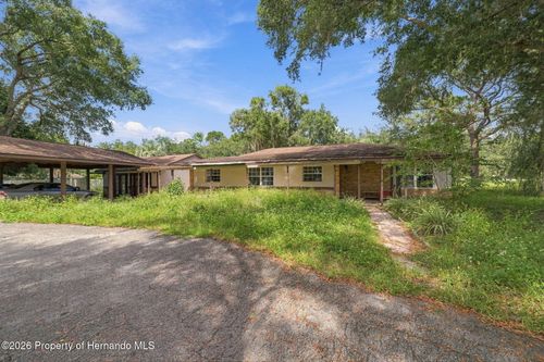 15499 Oakcrest Cir, BROOKSVILLE, FL, 34604-8209 | Card Image