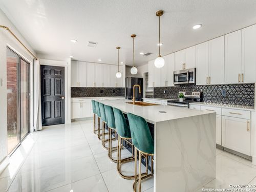 7926 Encanto Vista Dr, San Antonio, TX, 78244-1580 | Card Image