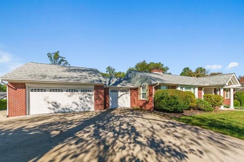 111 Country Club Dr, Ashland, KY, 41101 | Card Image