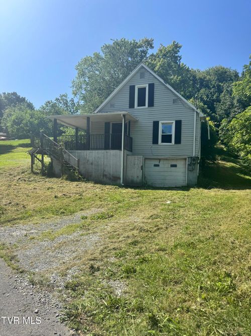 2440 Pondella Ave, Kingsport, TN, 37660-2736 | Card Image