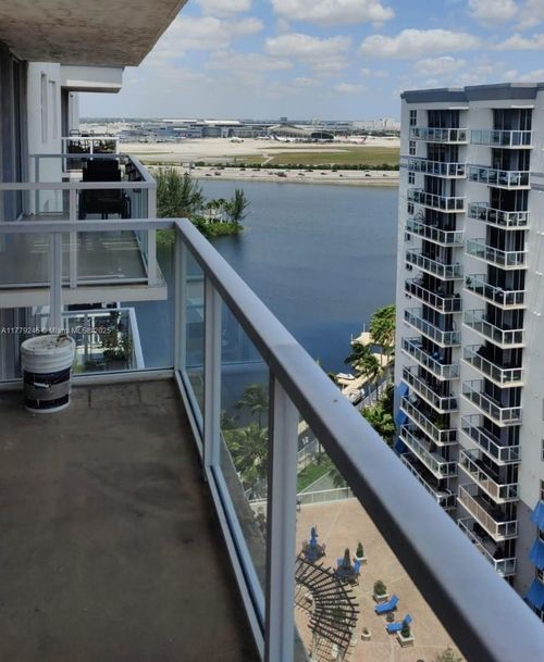 ts8-5085 Nw 7th St, Miami, FL, 33126-3460 | Card Image