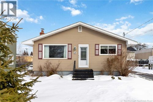 14 Wilmot Ave, Riverview, NB, E1B1V8 | Card Image