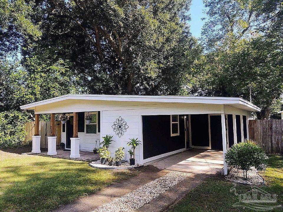 Holly St, Pensacola, FL 32514