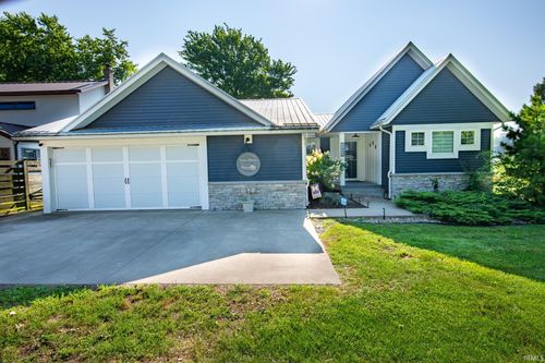 11330 820, Shipshewana, IN, 46565-9663 | Card Image