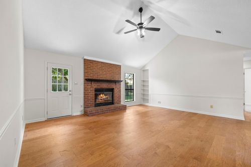 6337 Eastbrier Dr, Bartlett, TN, 38135-2529 | Card Image