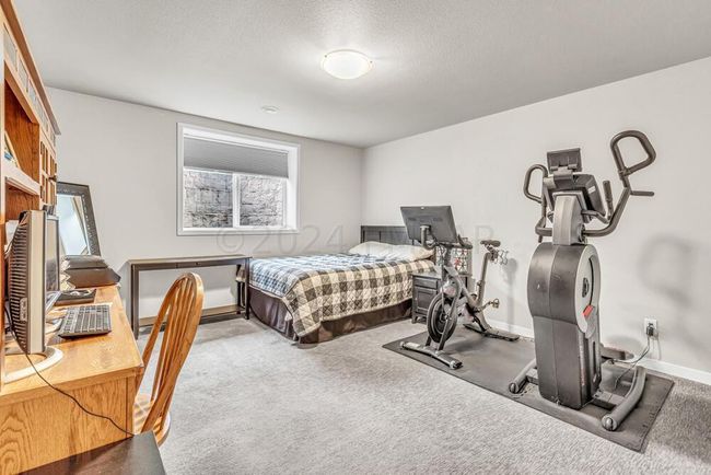 Downstairs Bedroom 5 | Image 27
