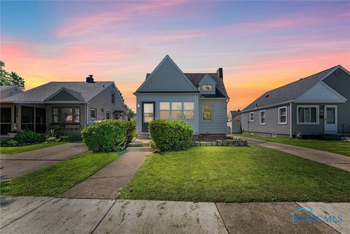 2914 N 109th St, Toledo, OH, 43611-2819 | Card Image