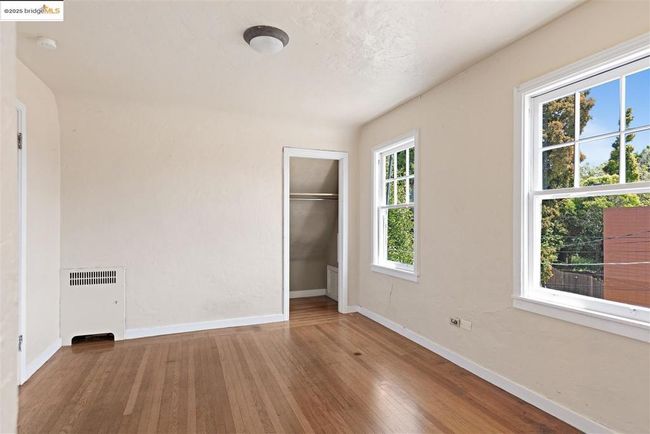 2441 Carleton St, House other with 3 bedrooms, 1 bathrooms and null parking in Berkeley CA | Image 15