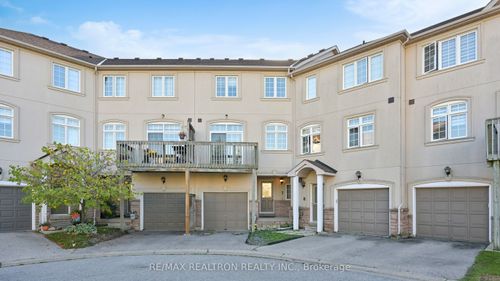 7-10 Post Oak Dr, Richmond Hill, ON, L4E4H8 | Card Image