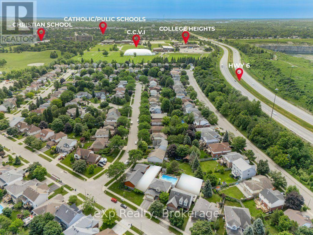 Residential in Guelph (Dovercliffe Park/Old University) 2