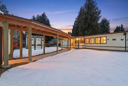 210 Walker Way, Sagle, ID, 83860-9472 | Card Image