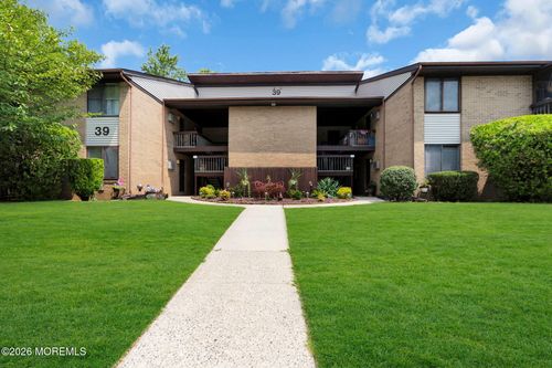 d-39 Meadow Green Cir, Manalapan, NJ, 07726-2060 | Card Image